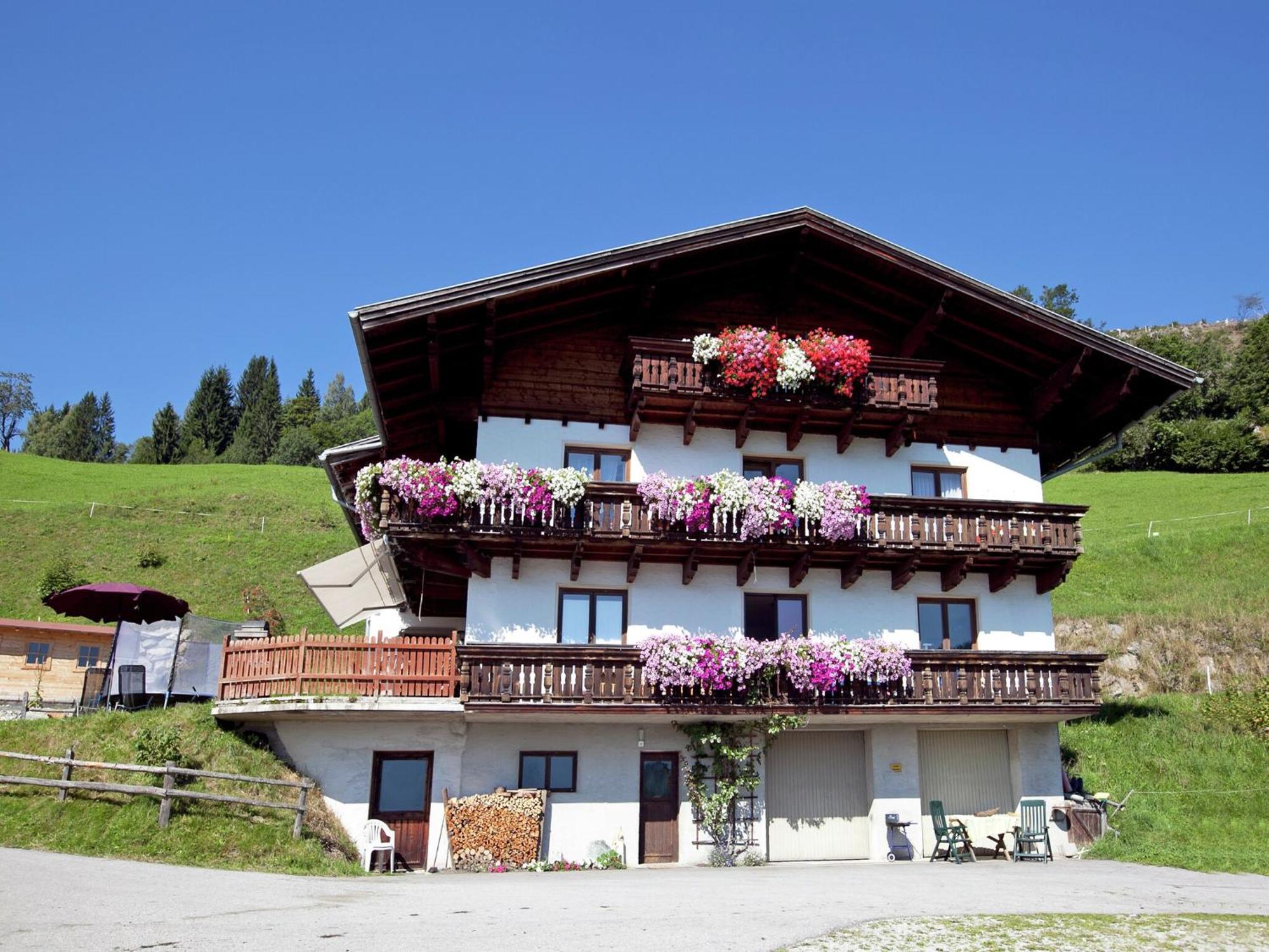 Apartment In Sankt Johann Im Pongau Near Ski Area Wagrain Exterior photo