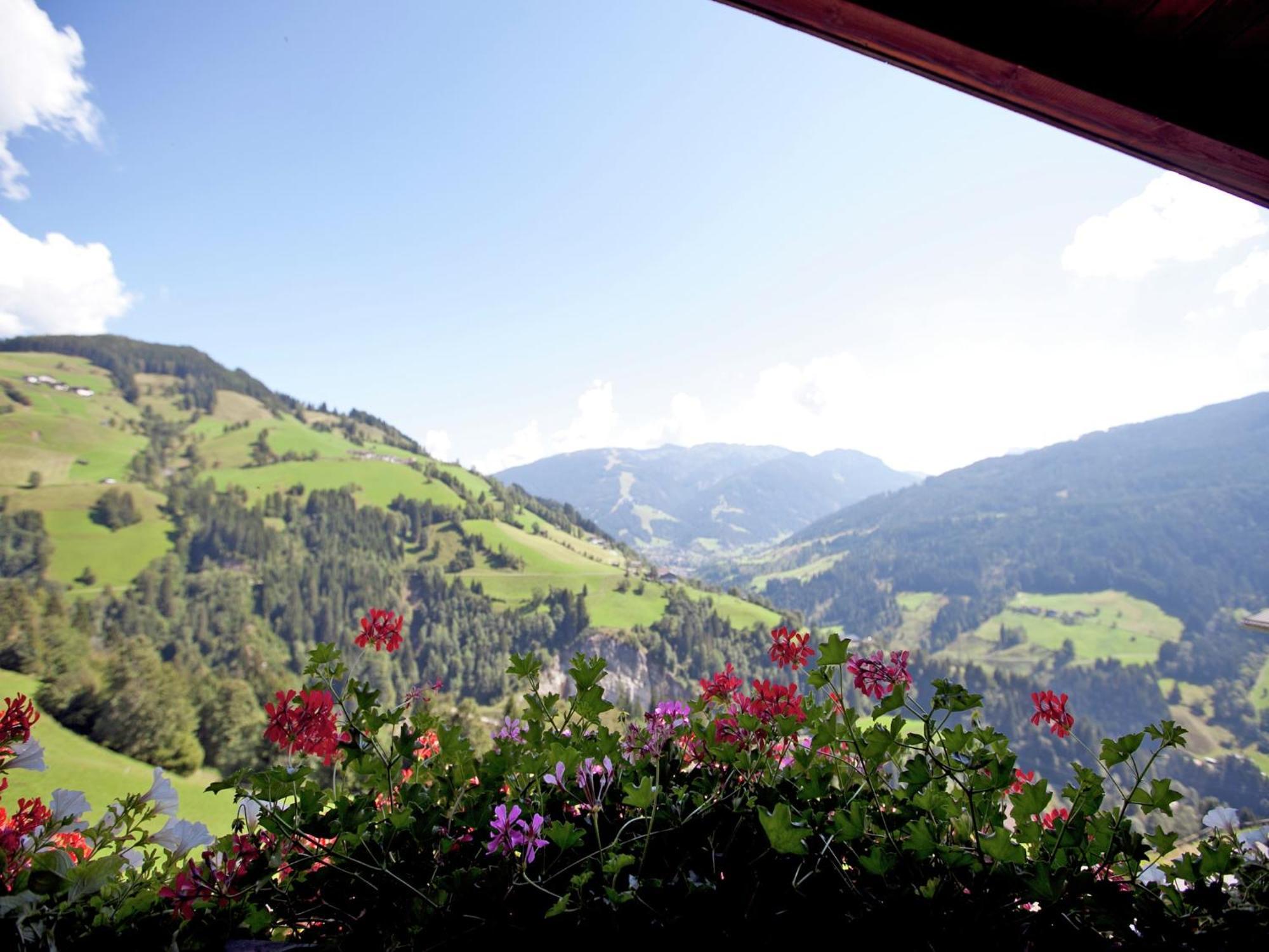 Apartment In Sankt Johann Im Pongau Near Ski Area Wagrain Exterior photo